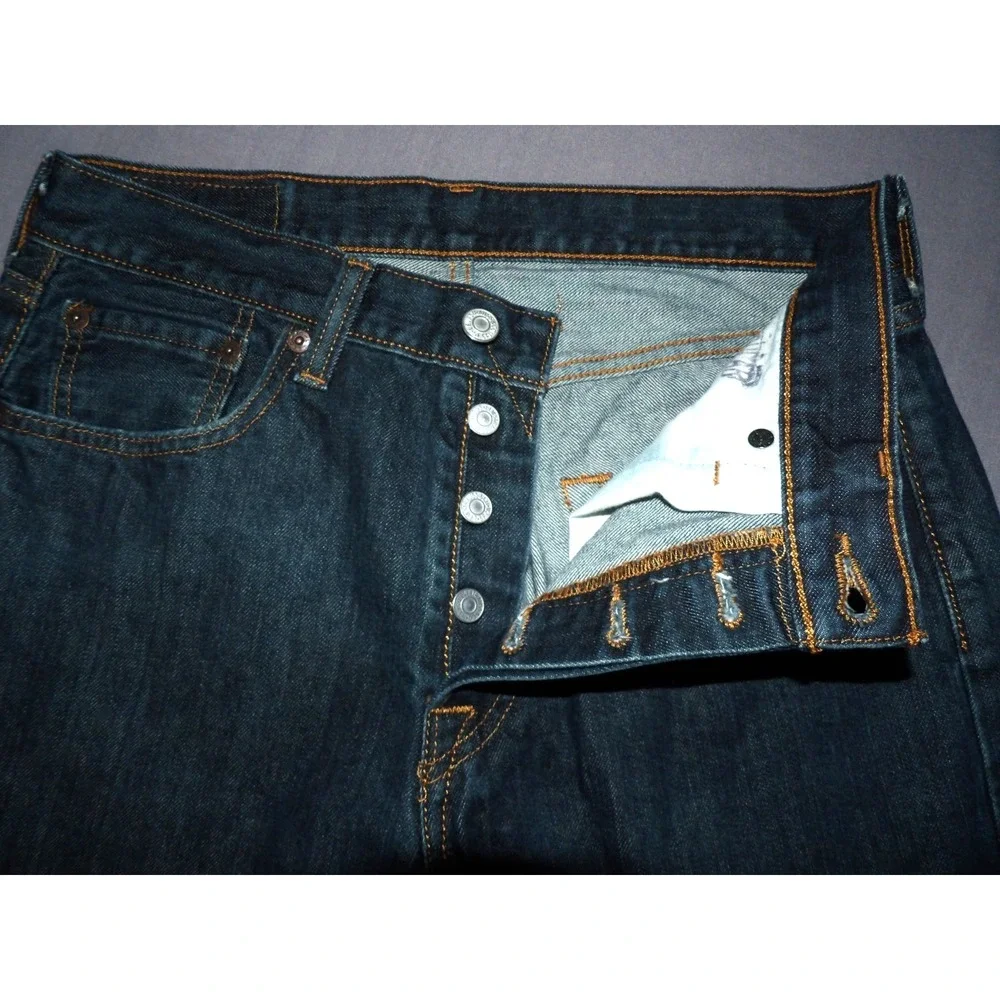 Levi's 501 100% Cotton Medium Wash Button Fly Straight Leg Jeans Men's 30 X 32
